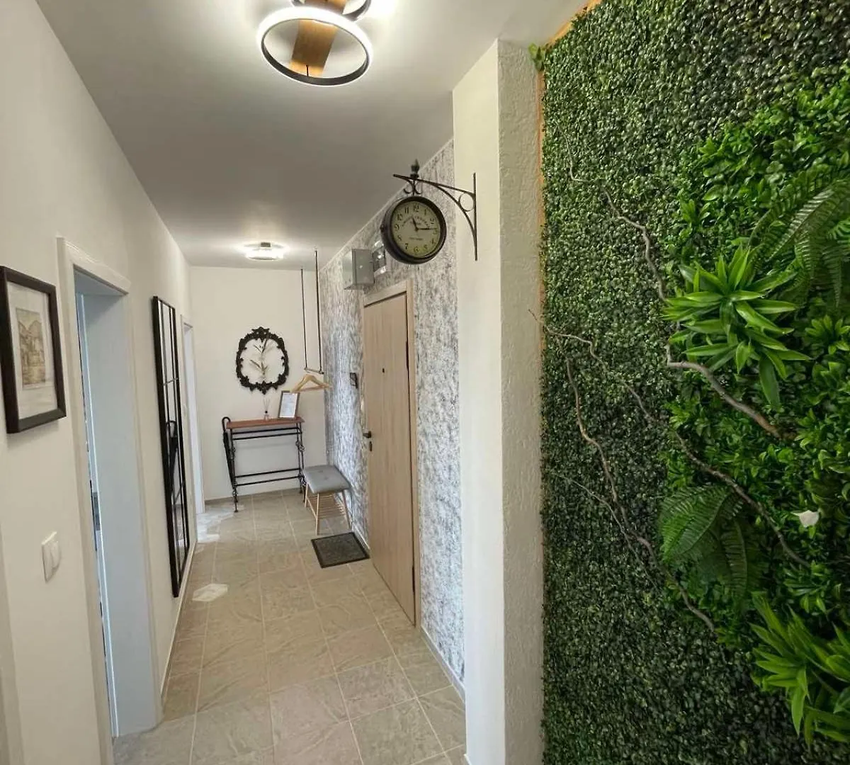 Apartment Platinum Luxury Industrial 3 Room Unit Center Freepark Plowdiw
